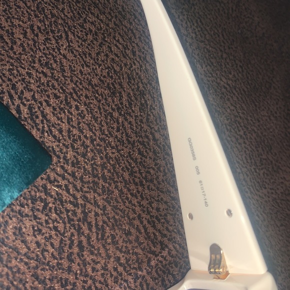 😊100% Authentic, 61 MM white multi Gucci glasses 👓 (SOLD OUT) - Picture 8 of 14